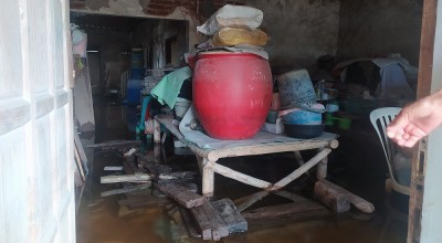 Potret Miris Rumah Nenek ODGJ di Lamongan