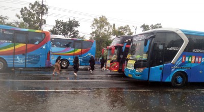 Belasan Ribu Warga Nahdliyin Bojonegoro Hadiri Peringatan 1 Abad NU di Sidoarjo
