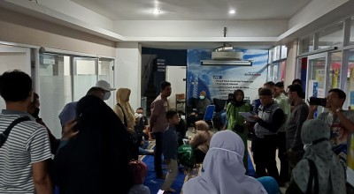 Wuih! 200 Orang Serbu Kantor Biro Jasa Umrah di Surabaya, Kenapa Sih?
