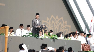 Kagumnya Jokowi saat Drumband Banser Bawakan Lagu We Will Rock You