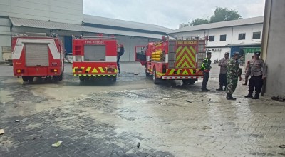 Gudang Beras di Kediri Terbakar, Kerugian Capai Miliaran Rupiah