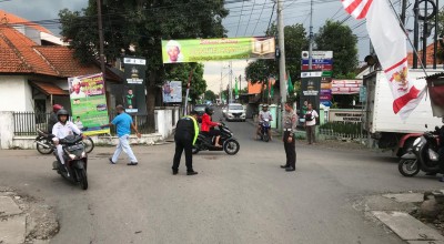 Dua Motor Bertabrakan di Perempatan, Wanita asal Sidoarjo Tewas