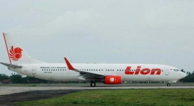 Gegara Ponsel Penumpang Berasap, Lion Air Rute Kupang-Surabaya Batal Terbang