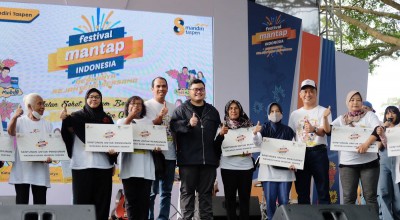 Mas Dhito dan Bank Mandiri Taspen Ajak 500 Pensiunan Senam Bareng