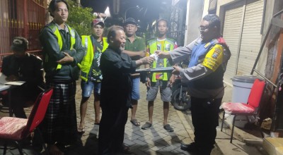 Mengintip Cara Pak Bhabin Antisipasi Kejahatan di Surabaya