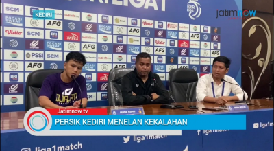 Persik Kalah, Pelatih Pasrah