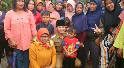 Bupati Trenggalek Jenguk Bocah Korban Peluru Nyasar