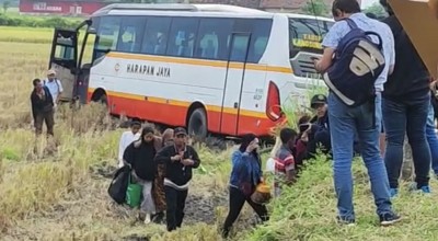 Megilan, Harapan Jaya Masuk Sawah dan Pencuri HP Jombang