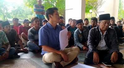 Bacakades Diduga Dicurangi Panitia, Warga Bangkalan Geruduk Kantor Pemkab