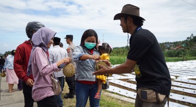 Serunya Dhahar Durian Medowo, Mas Dhito: Pecinta Durian Wajib ke Kediri