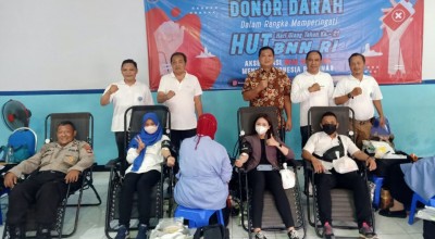 BNN Kota Surabaya Gelar Donor Darah hingga Deklarasikan Stop Narkoba