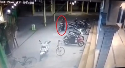 Ditinggal Salat, Motor Tua Jamaah Masjid Digondol Maling