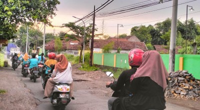 Jalan Dua Kecamatan di Pasuruan Rusak dan Berlubang Meski Sering Dibenahi