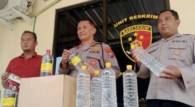 Penjual Miras Berkedok Warung Kopi di Kediri Digerebek Polisi