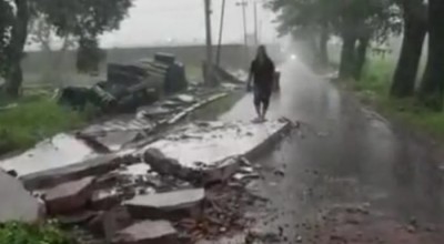 Hujan dan Angin Kencang, Pagar Dinas PUPR Jombang Ambruk