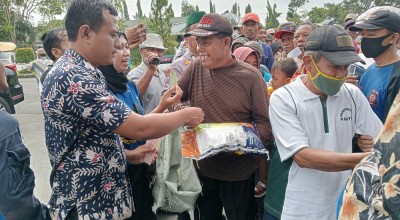 5000 Warga Miskin di Jombang Full Senyum, Terima Bantuan dari Pemkab