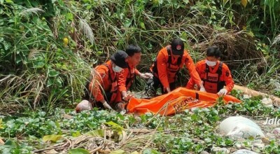 Mayat Misterius Terapung di Aliran Kali Pundung Kembar Bojonegoro, Ini Ciri-cirinya