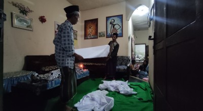 Duka Keluarga Bocah di Banyuwangi yang Tewas Tenggelam dalam Kolam Bekas Tambang