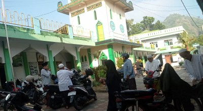 Jamaah Al Muhdhor di Tulungagung Gelar Salat Ied Lebih Awal, Ini Hitungannya