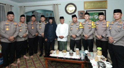 Pantau Pos Mudik, Kapolda Jatim Sowan ke Sejumlah Kiai di Kediri