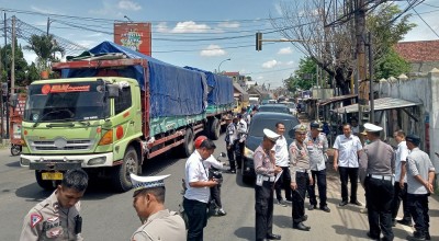 Trending: Info Insentif Pajak Kendaraan dan Pemudik Pantau Berita Nomor 5