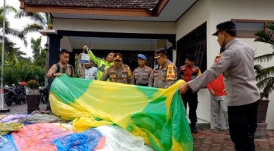 Puluhan Balon Udara di Trenggalek Gagal Terbang Karena Disita Polisi