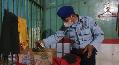 Staf Khusus Menkumham Geledah Lapas Surabaya Cegah Penyelundupan Barang Terlarang