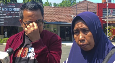 Siswi SMPN 31 Surabaya Dibunuh, Ibu Korban Minta Pelaku Utama Dihukum Mati