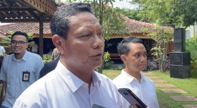 Daftar 102 Pinjol Berizin OJK 2023, Bila Ada Masalah Hubungi Nomor ini