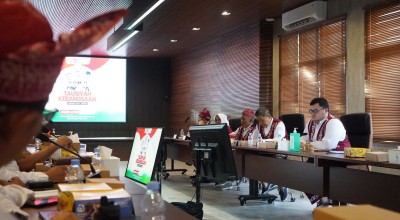 Mas Dhito Ajak Warga Kediri Berselawat Bareng Habib Luthfi