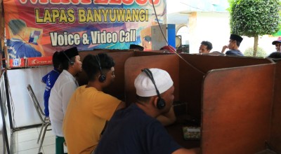 Warga Binaan Lapas Banyuwangi Lepas Rindu Melalui Wartelsus