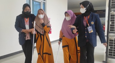 Semangatnya Para Peserta Disabilitas Ikuti UTBK SNBPT 2023 di Unesa