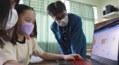 Cara Asyik Himainfra PCU Latih Pelajar Bikin Situs Pemrograman