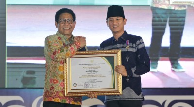 Bupati Trenggalek Terima Penghargaan dari Kementerian Desa, PDT, dan Transmigrasi