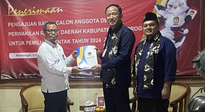 Daftarkan Bacaleg ke KPU, NasDem Ponorogo Diiringi 5 Kesenian Tradisional
