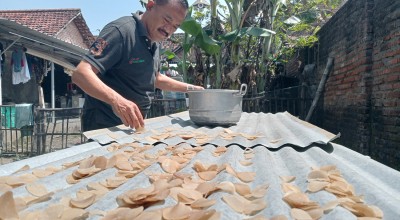 Ferdi, Penjual Kerupuk Keliling di Jombang Maju Jadi Bacaleg Partai Golkar