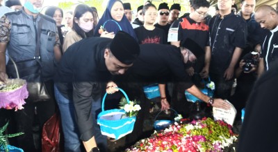 'Whisnu Sakti Buana Sosok Pemimpin Merakyat, Sederhana dan Tegak Lurus'