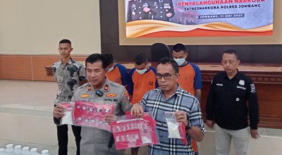 Sindikat Pengedar Sabu dalam Permen dan Pil Koplo di Jombang Dibongkar