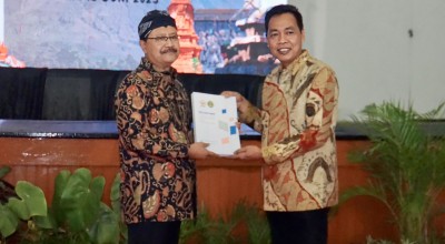 Kepala Daerah se-Wilayah Jatim 4 Sinergi Lakukan Percepatan TLRHP BPK