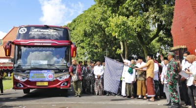 Mas Ipin Lepas Keberangkatan 519 Jemaah Calon Haji asal Trenggalek