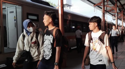 Naik Kereta Api Kini Tidak Wajib Pakai Masker, Simak Penjelasan Daop 7 Madiun