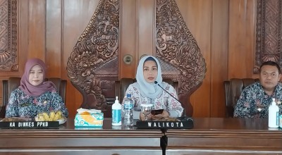 Ning Ita Hadiri Monitoring dan Evaluasi serta Deklarasi Kawasan Tanpa Rokok di Kota Mojokerto