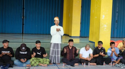 Skuat Arema FC Gelar Doa Bersama di Kanjuruhan Jelang Kick Off Liga 1
