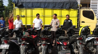 2 Pria Lumajang Disergap Polisi saat Angkut 14 Motor Bodong di Tol Pasuruan - Probolinggo