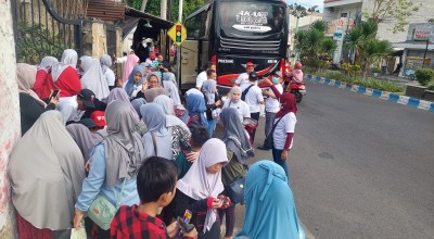 Ratusan Emak Kota Probolinggo Dukung Ganjar Pranowo Presiden