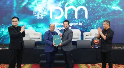 UK Petra Surabaya Buka Program S3 Ilmu Manajemen, Wagub Jatim Sampaikan Apresiasi