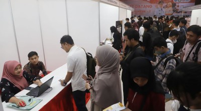 Ide Wali Kota Eri Cahyadi Gunakan Aset Pemkot Surabaya untuk Lapangan Pekerjaan