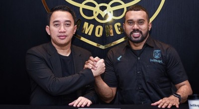 Skuat Persela Lamongan, Ubur-Ubur Bluebottle dan Pembunuhan Rumah Kontrakan di Ponorogo