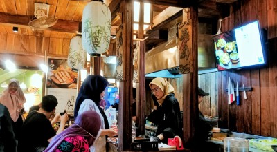 5 Rekomendasi Resto Tematik di Jalan Tunjungan Surabaya, Merapat Rek!