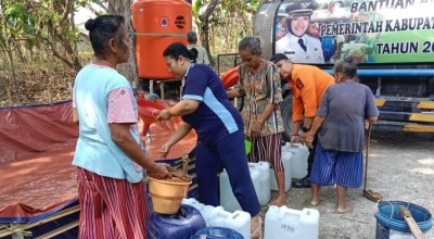 10 Desa di Bojonegoro Dilanda Kekeringan, BPBD Salurkan Air Bersih